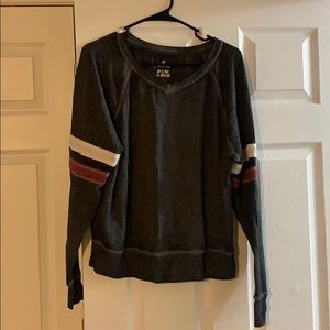 Bundle 3/$16 Cozy sweatshirt